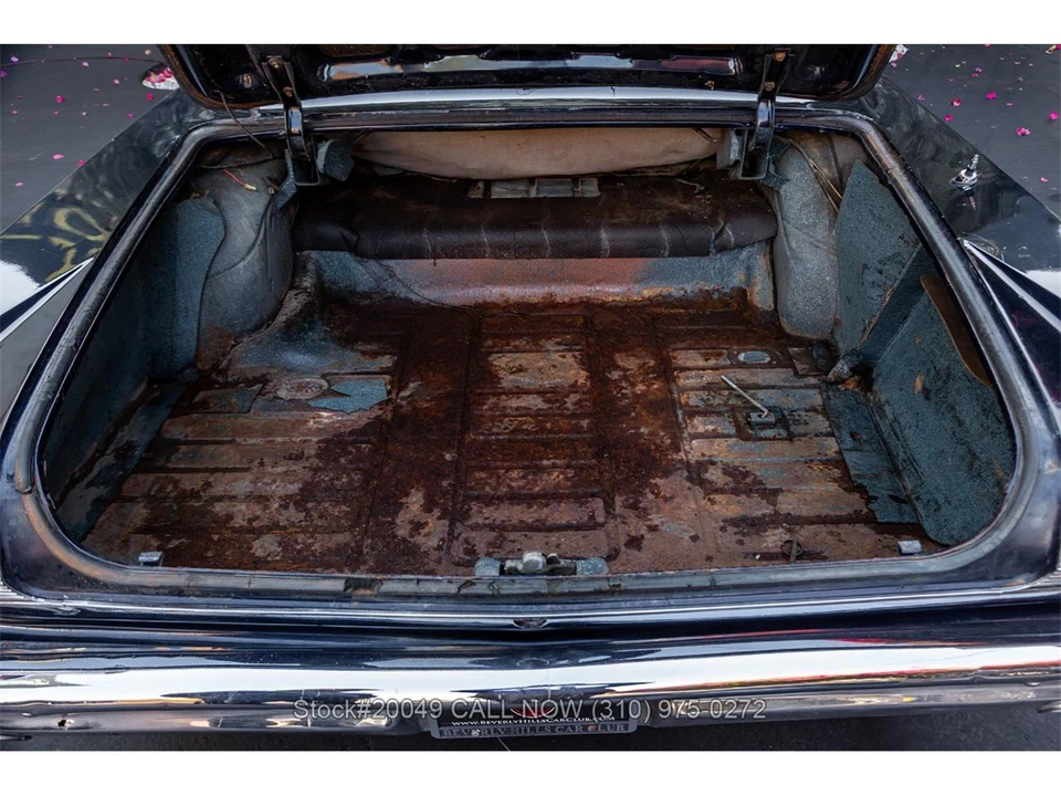 1963 Pontiac Bonneville 2nd Gen - Image 30 of 31
