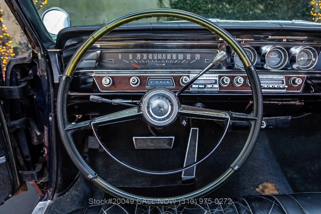 1963 Pontiac Bonneville 2nd Gen - Image 25 of 31
