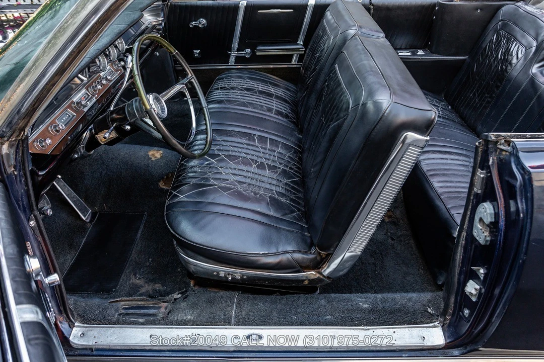 1963 Pontiac Bonneville 2nd Gen - Image 22 of 31