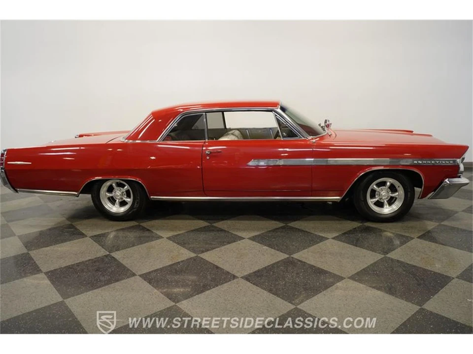 1963 Pontiac Bonneville 2nd Gen - Image 15 of 31