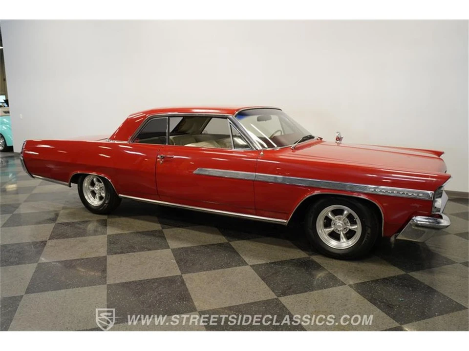 1963 Pontiac Bonneville 2nd Gen - Image 16 of 31