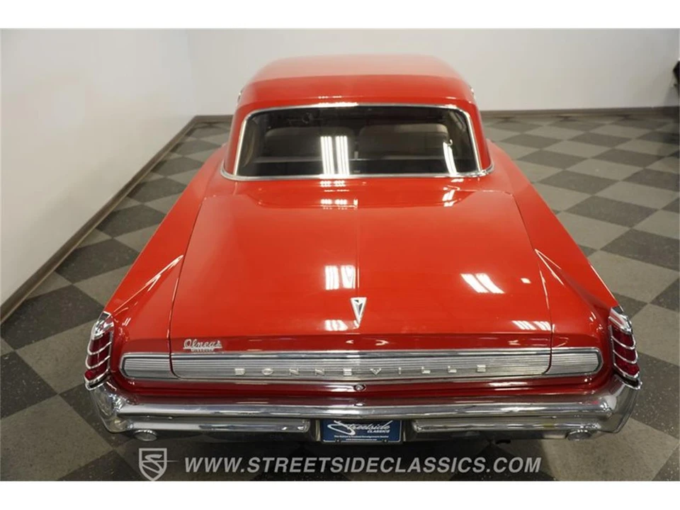 1963 Pontiac Bonneville 2nd Gen - Image 28 of 31