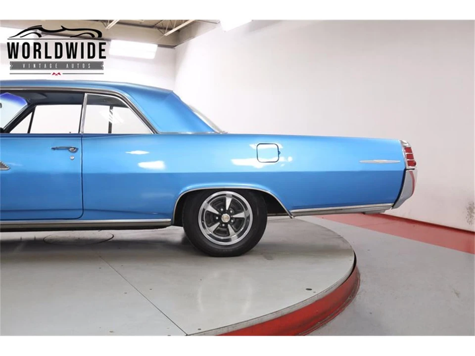 1963 Pontiac Bonneville 2nd Gen - Image 10 of 31