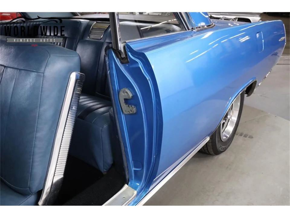 1963 Pontiac Bonneville 2nd Gen - Image 26 of 31