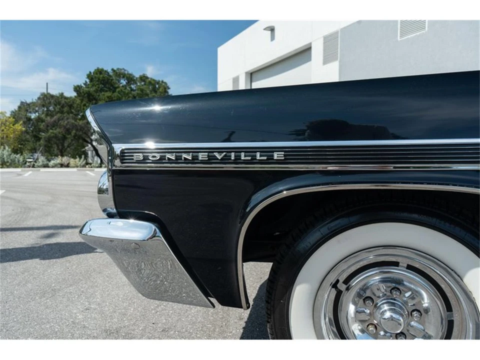 1963 Pontiac Bonneville 2nd Gen - Image 27 of 31
