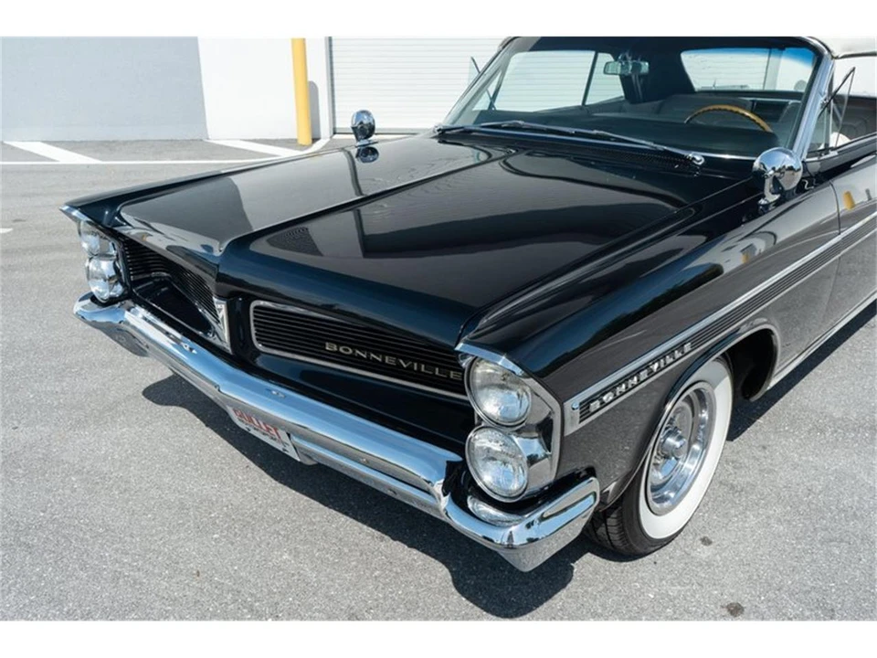 1963 Pontiac Bonneville 2nd Gen - Image 17 of 31