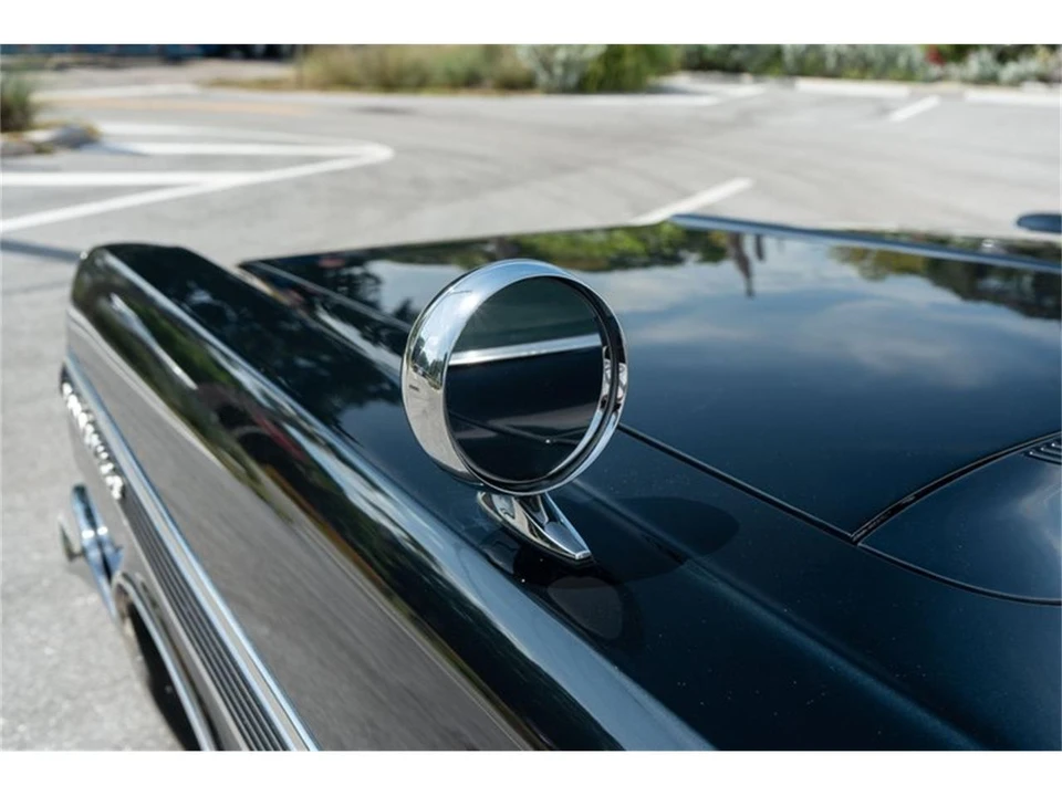 1963 Pontiac Bonneville 2nd Gen - Image 28 of 31