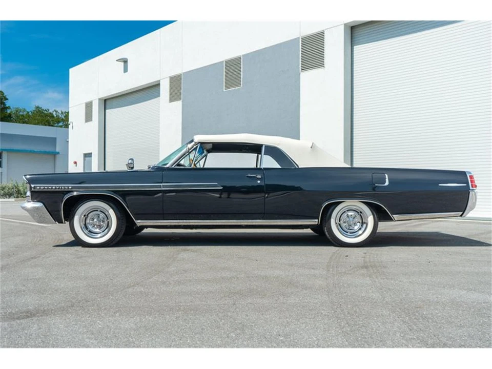 1963 Pontiac Bonneville 2nd Gen - Image 24 of 31