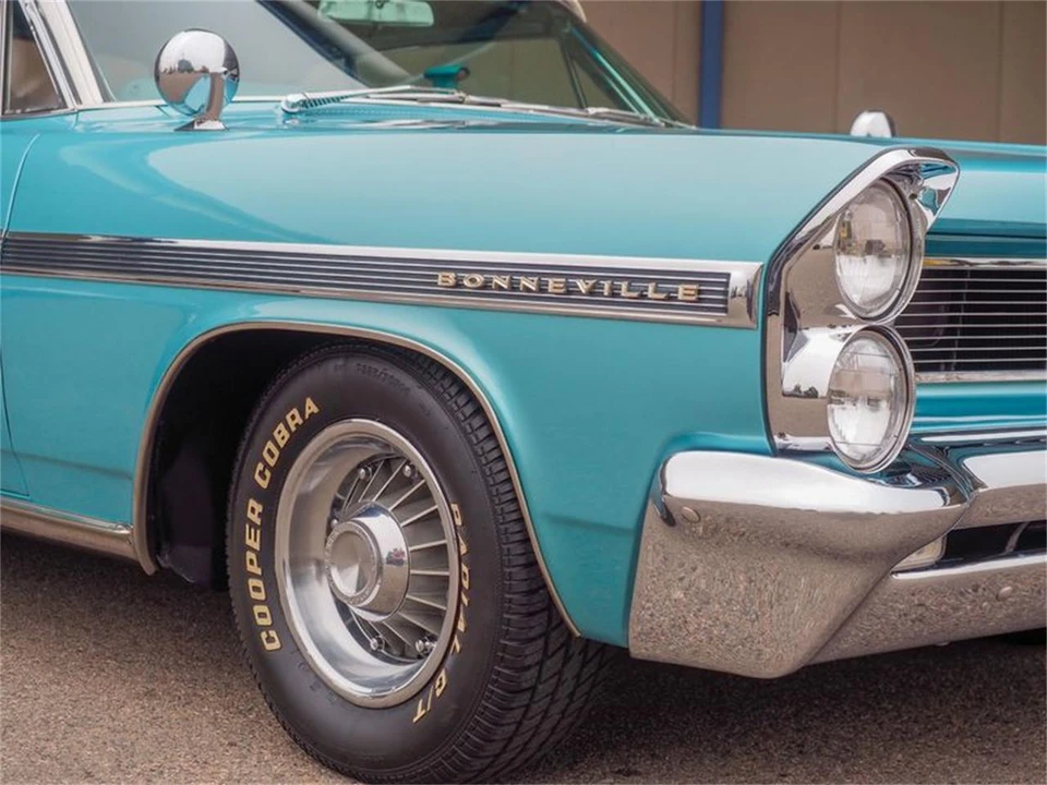 1963 Pontiac Bonneville 2nd Gen - Image 10 of 31