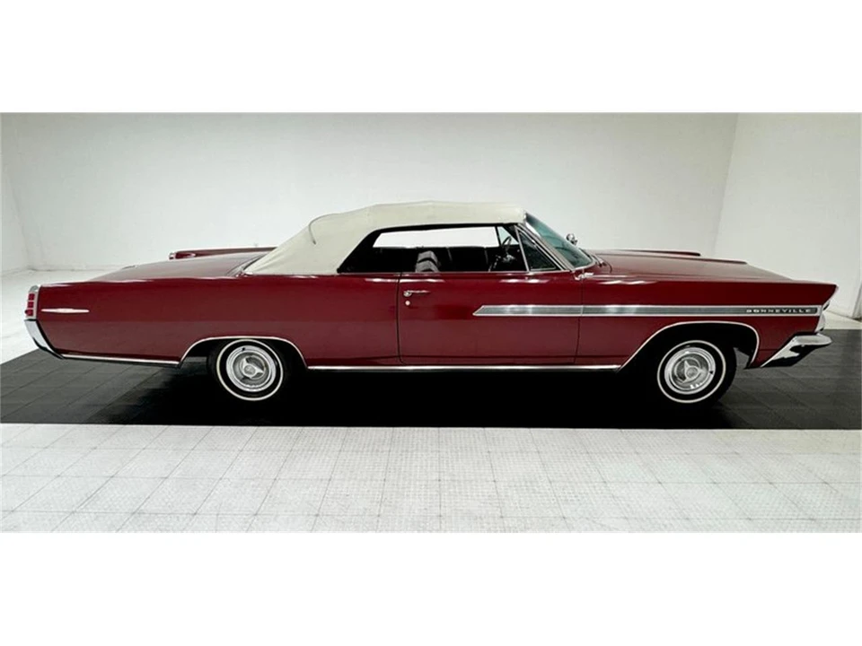 1963 Pontiac Bonneville 2nd Gen - Image 9 of 31