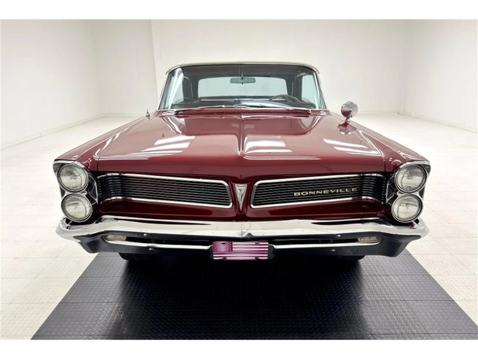 1963 Pontiac Bonneville 2nd Gen - Image 11 of 31