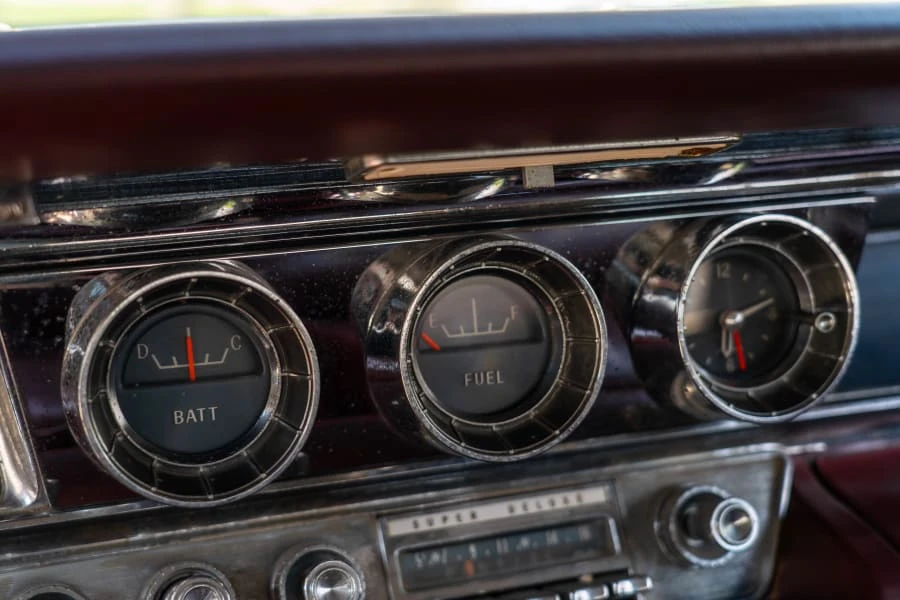 1963 Pontiac Bonneville 2nd Gen - Image 18 of 25