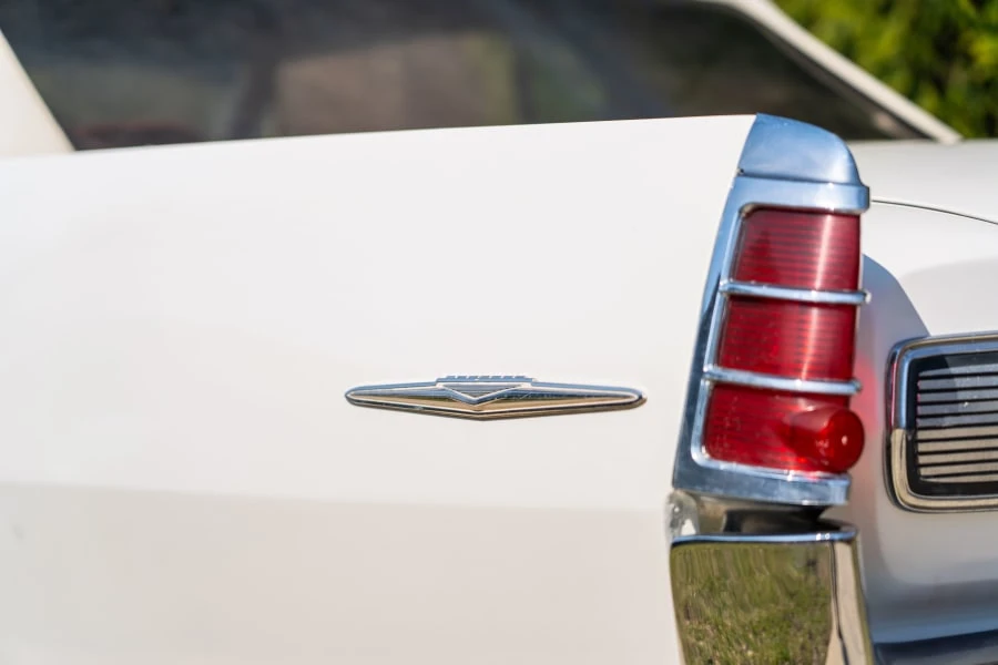 1963 Pontiac Bonneville 2nd Gen - Image 14 of 25