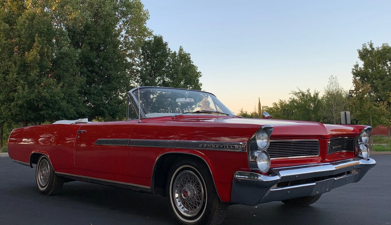 1963 Pontiac Bonneville 2nd Gen - Image 20 of 31