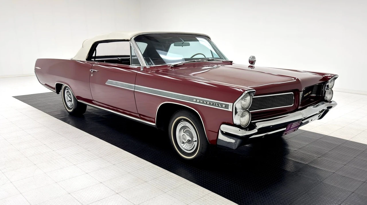 1963 Pontiac Bonneville 2nd Gen - Image 10 of 31