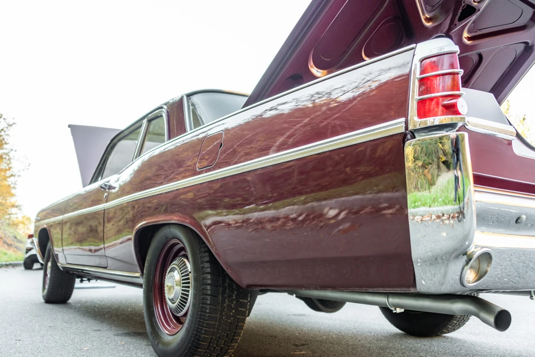 1963 Pontiac Catalina 3rd Gen - Image 30 of 31