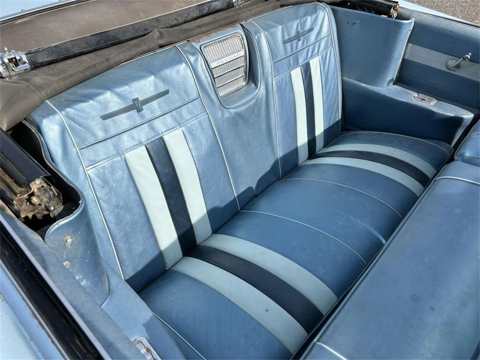 1963 Pontiac Catalina 3rd Gen - Image 15 of 27
