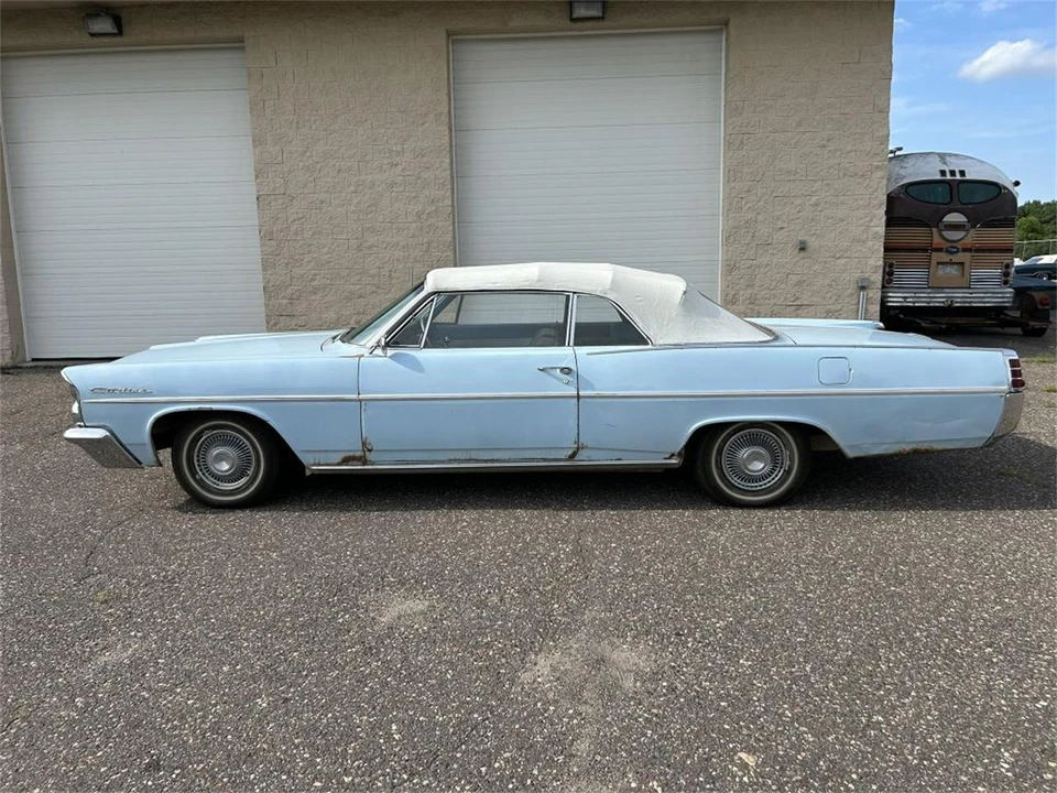1963 Pontiac Catalina 3rd Gen - Image 8 of 27