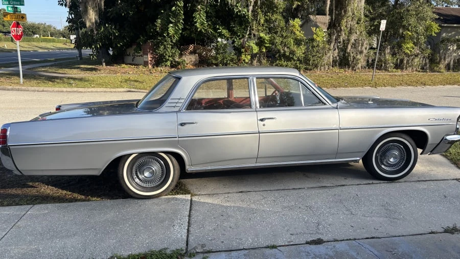 1963 Pontiac Catalina 3rd Gen - Image 2 of 4