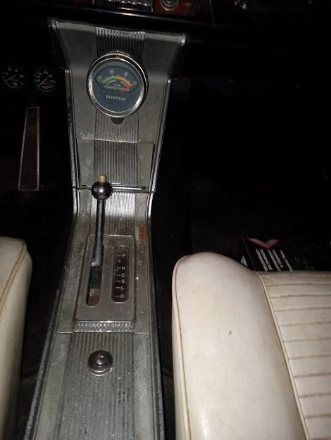 1963 Pontiac Grand Prix 1st Gen - Image 25 of 31