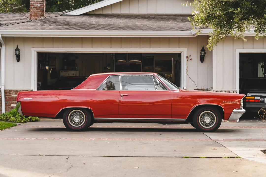 1963 Pontiac Grand Prix 1st Gen - Image 13 of 31