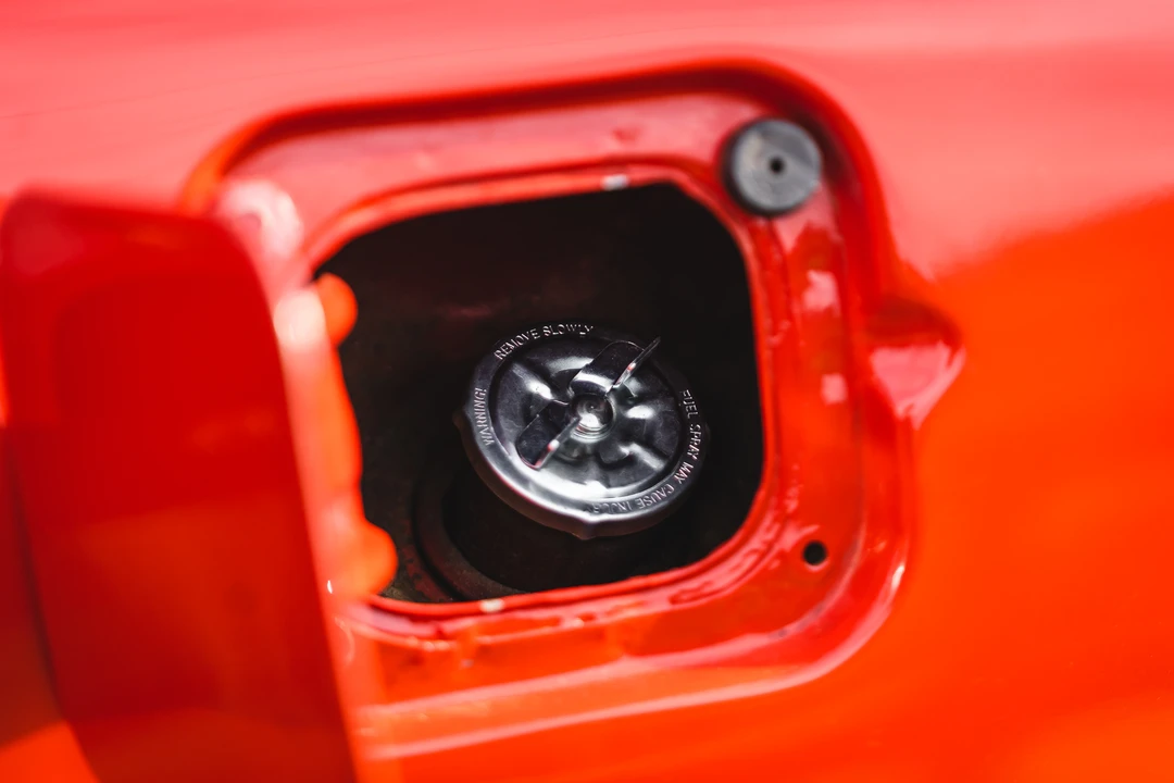 1963 Pontiac Grand Prix 1st Gen - Image 30 of 31