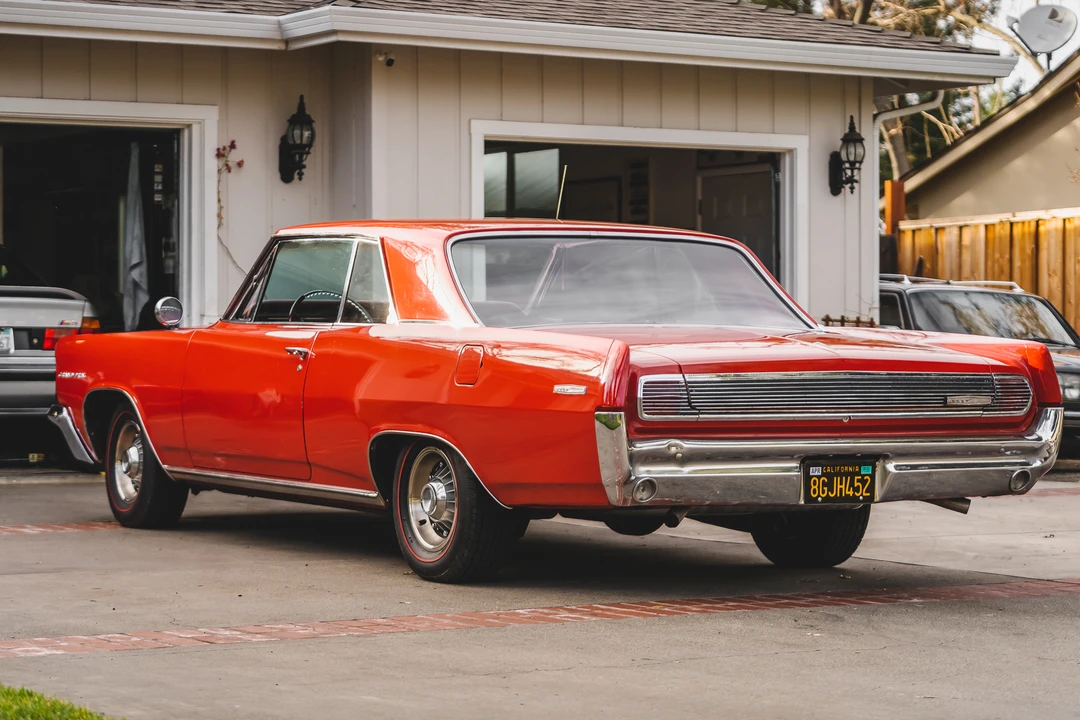 1963 Pontiac Grand Prix 1st Gen - Image 7 of 31