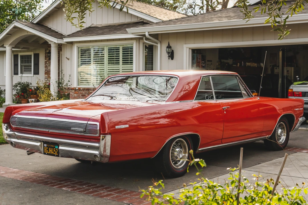 1963 Pontiac Grand Prix 1st Gen - Image 12 of 31