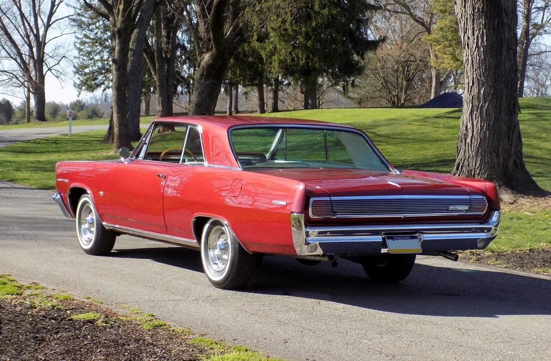 1963 Pontiac Grand Prix 1st Gen - Image 4 of 31
