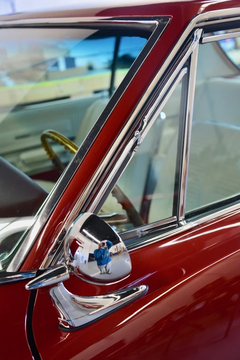 1963 Pontiac Grand Prix 1st Gen - Image 24 of 31