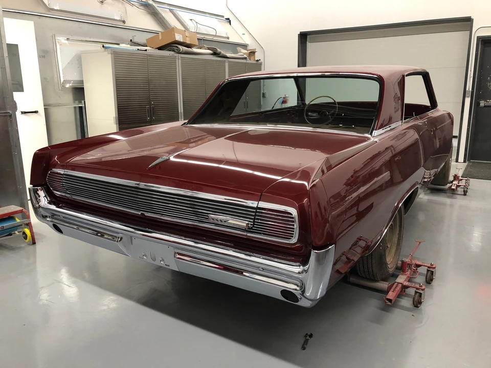 1963 Pontiac Grand Prix 1st Gen - Image 6 of 31