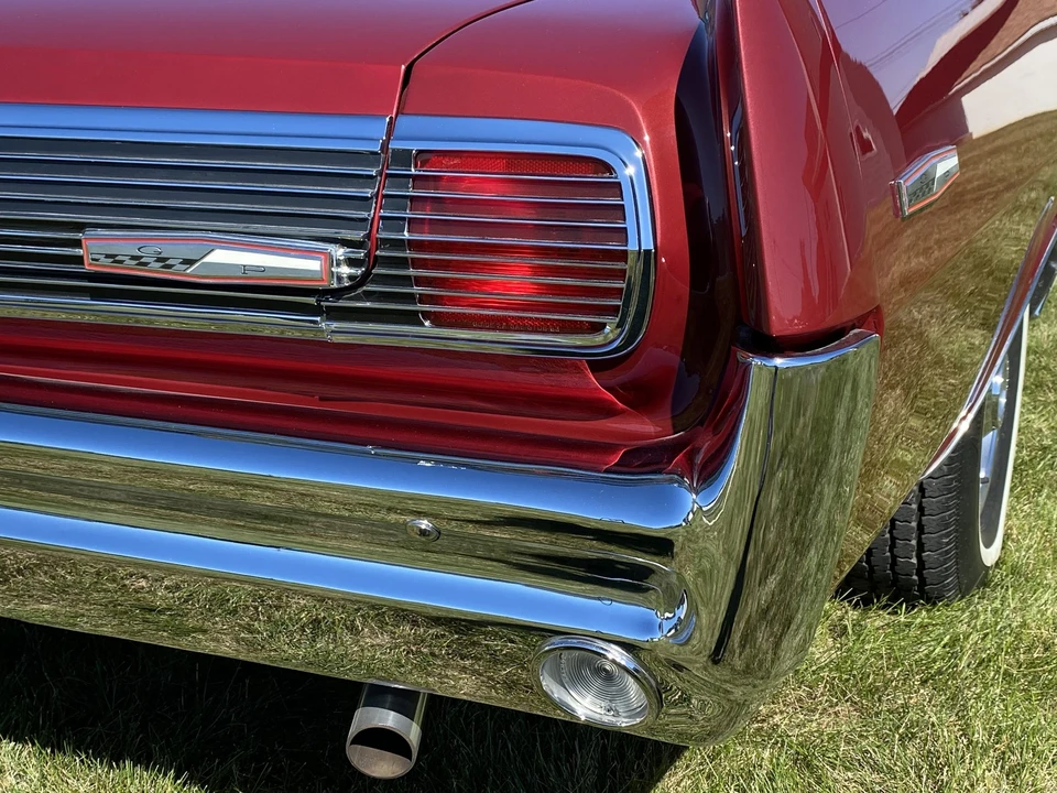1963 Pontiac Grand Prix 1st Gen - Image 30 of 31