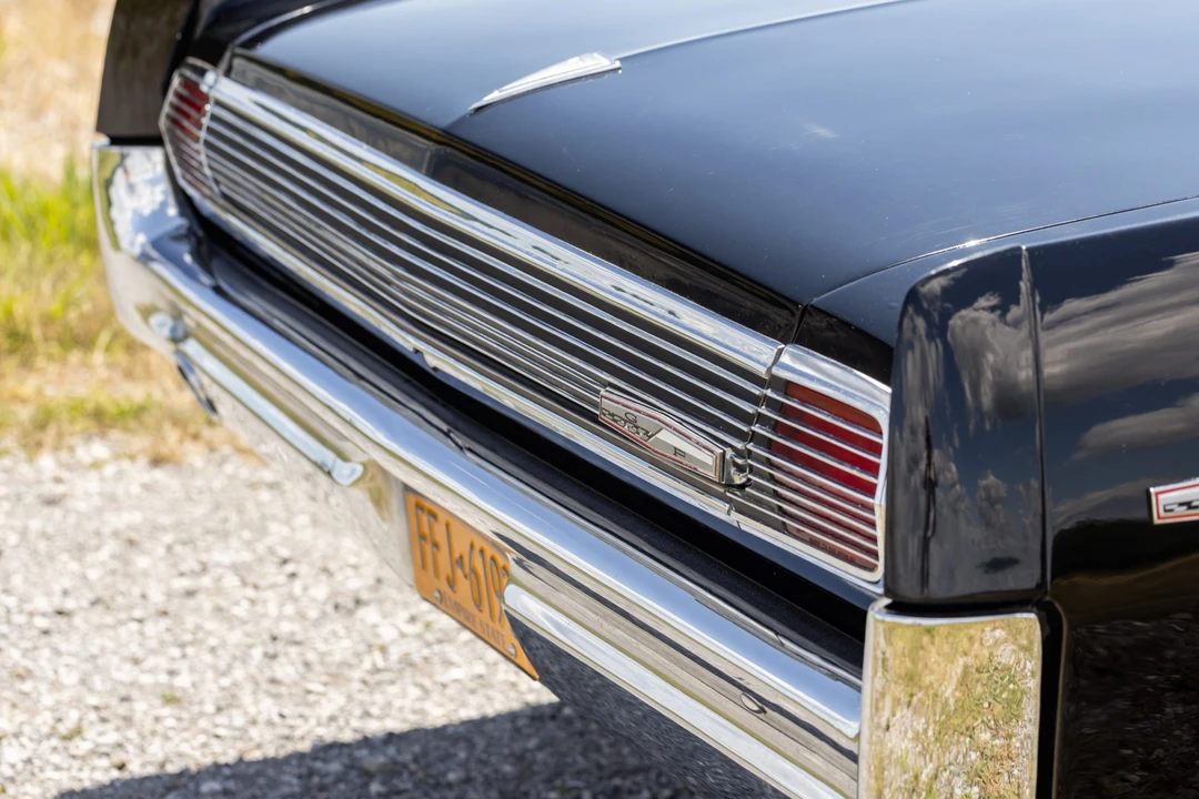1963 Pontiac Grand Prix 1st Gen - Image 12 of 31
