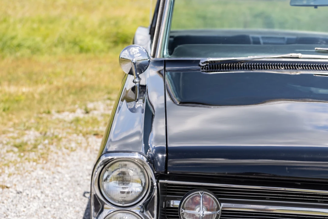 1963 Pontiac Grand Prix 1st Gen - Image 25 of 31