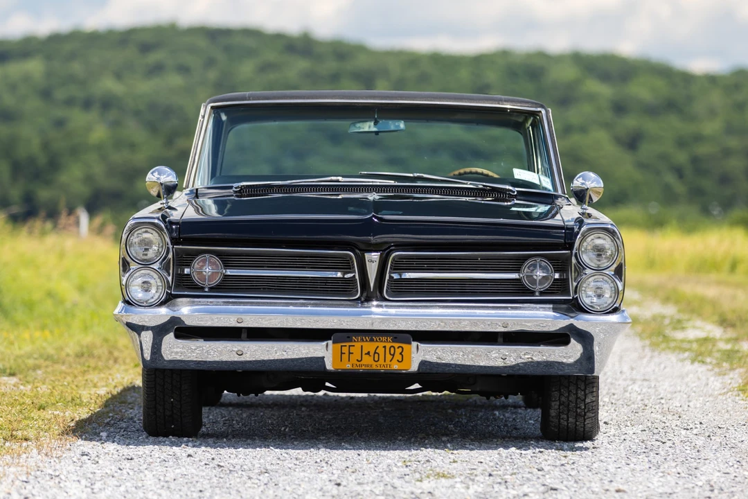 1963 Pontiac Grand Prix 1st Gen - Image 4 of 31