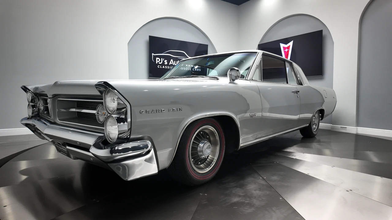 1963 Pontiac Grand Prix 1st Gen - Image 13 of 31