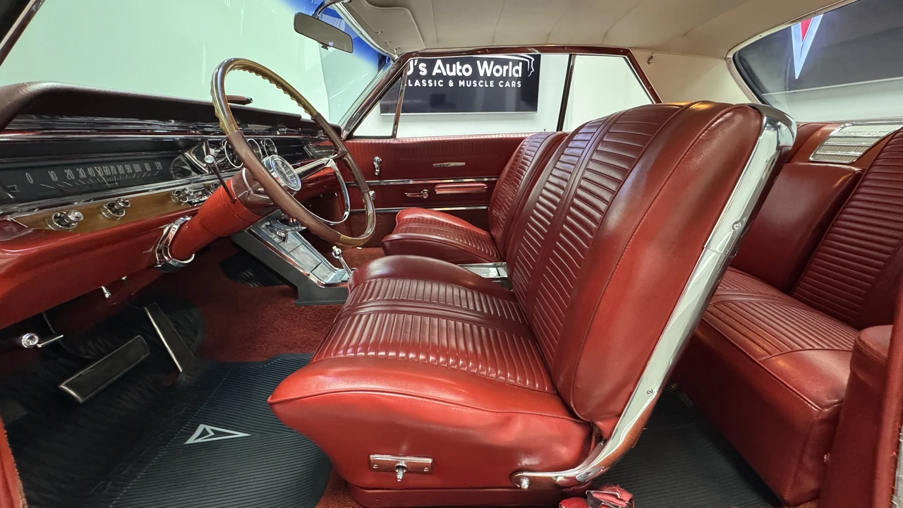 1963 Pontiac Grand Prix 1st Gen - Image 25 of 31