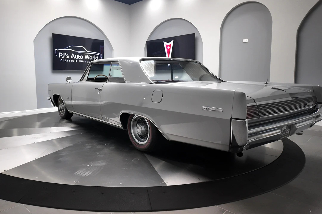 1963 Pontiac Grand Prix 1st Gen - Image 3 of 31