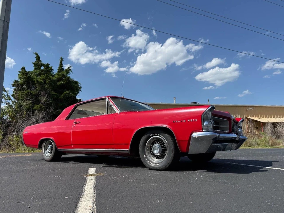 1963 Pontiac Grand Prix 1st Gen - Image 23 of 31