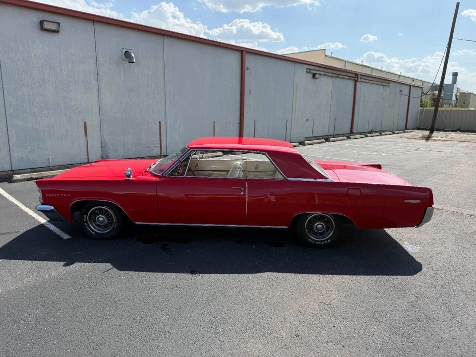 1963 Pontiac Grand Prix 1st Gen - Image 5 of 31