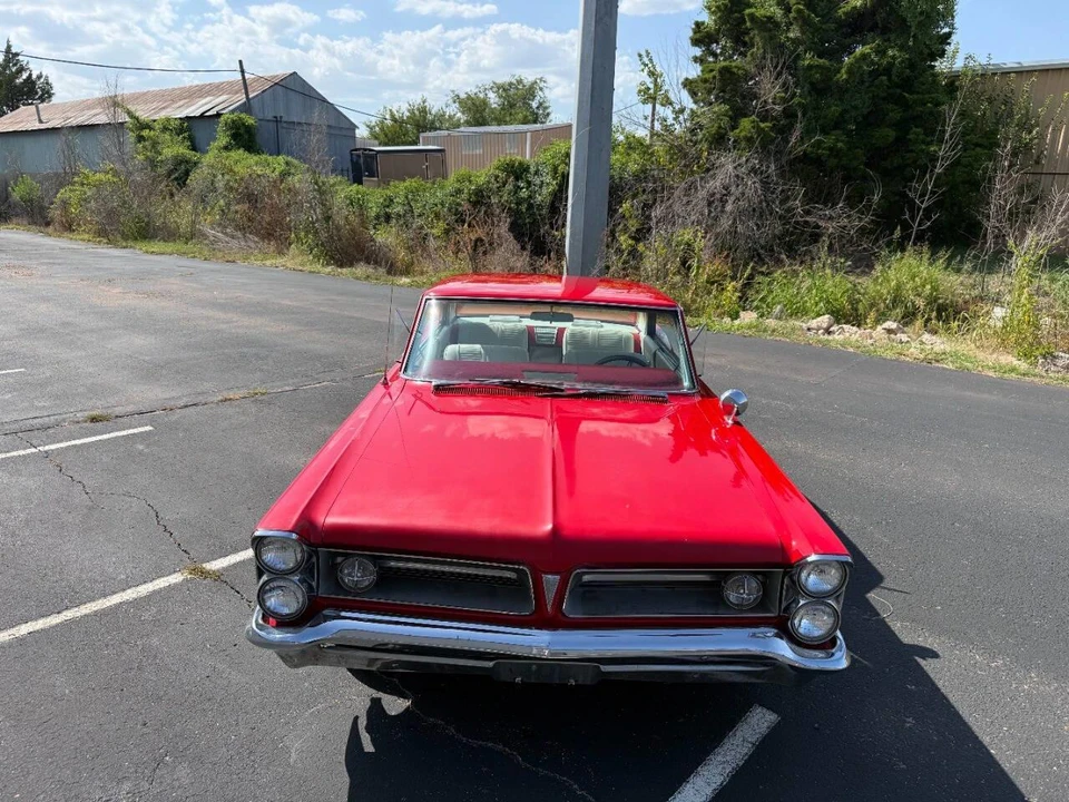 1963 Pontiac Grand Prix 1st Gen - Image 25 of 31
