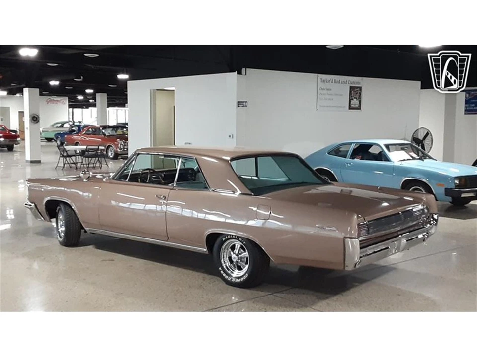 1963 Pontiac Grand Prix 1st Gen - Image 28 of 31
