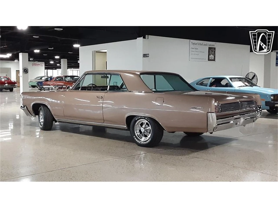 1963 Pontiac Grand Prix 1st Gen - Image 29 of 31