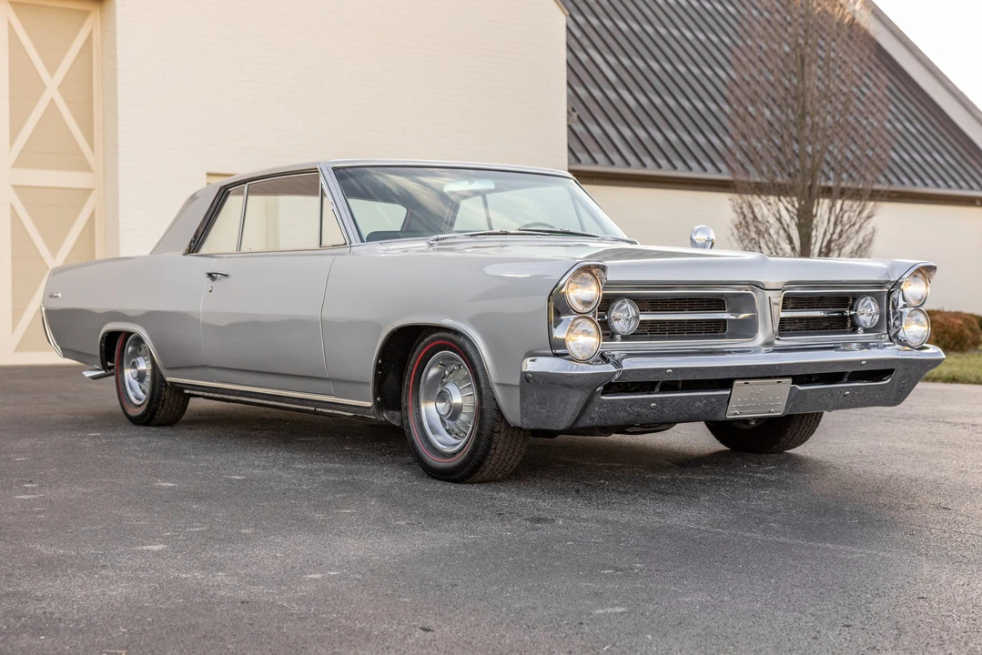1963 Pontiac Grand Prix 1st Gen - Image 4 of 31