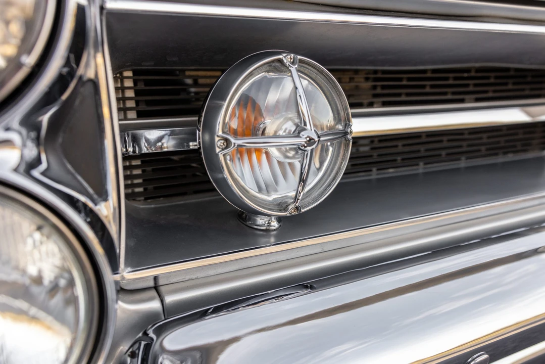 1963 Pontiac Grand Prix 1st Gen - Image 19 of 31