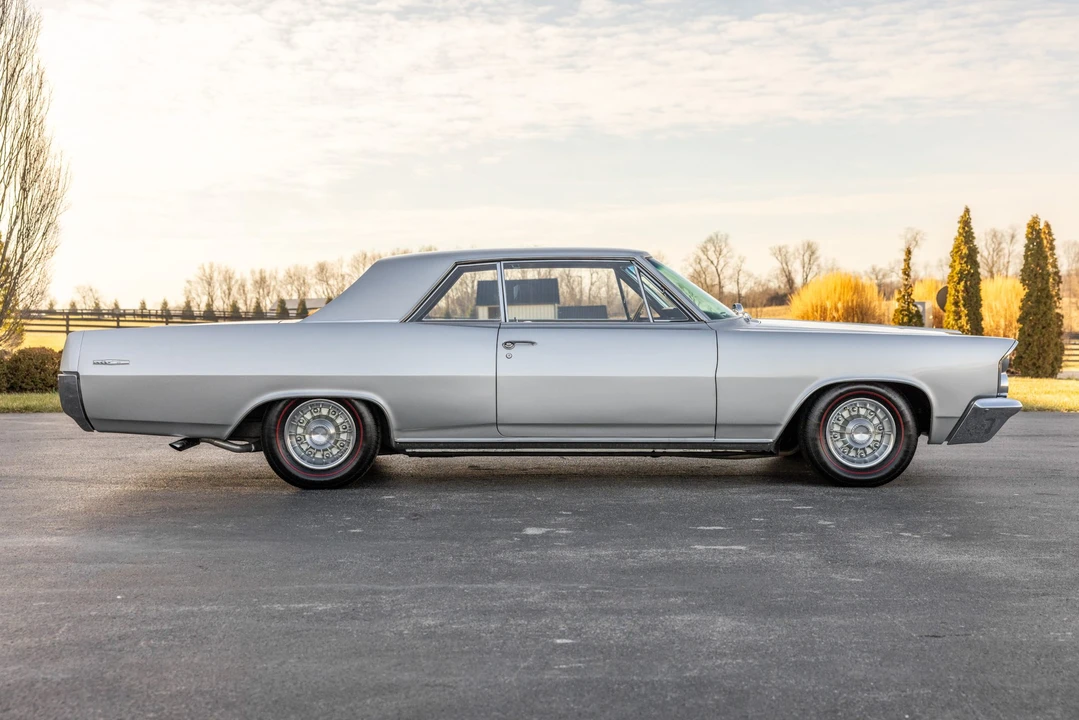 1963 Pontiac Grand Prix 1st Gen - Image 5 of 31