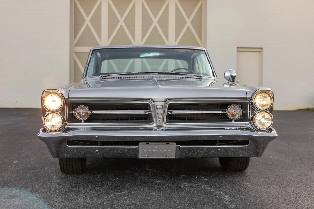1963 Pontiac Grand Prix 1st Gen - Image 10 of 31