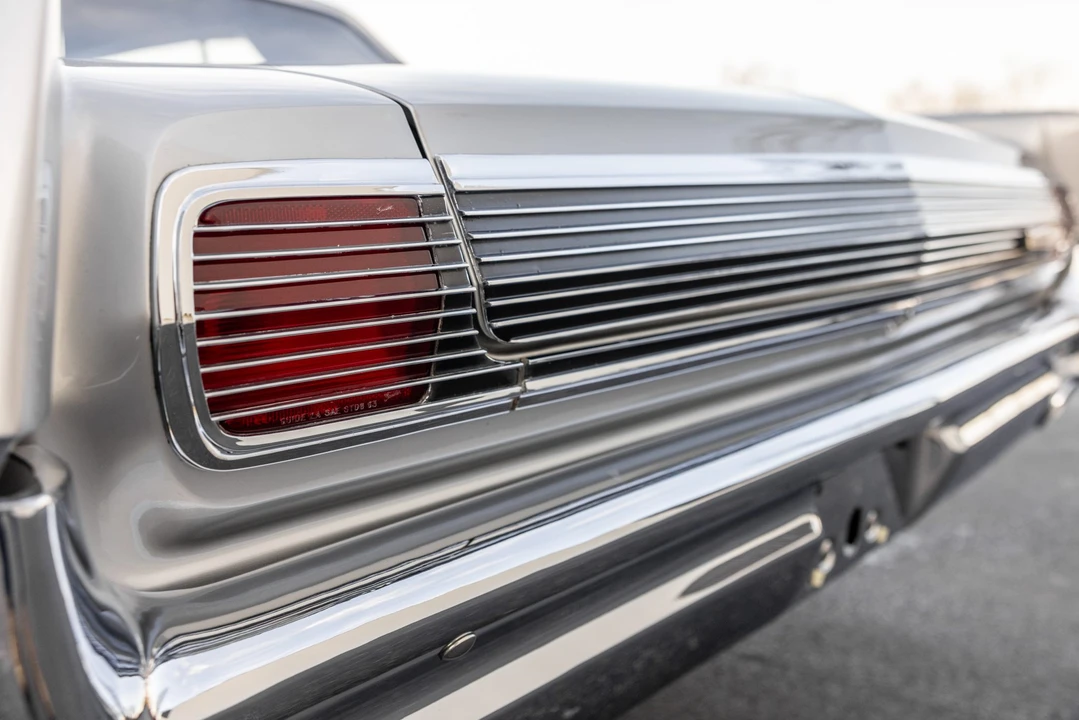 1963 Pontiac Grand Prix 1st Gen - Image 20 of 31