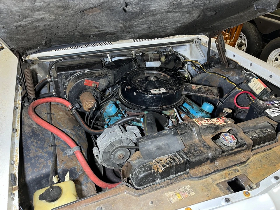 1963 Pontiac - Image 16 of 21