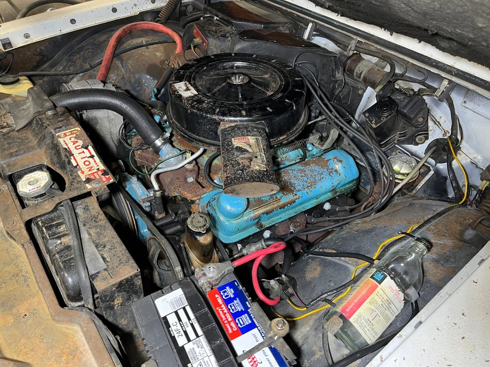 1963 Pontiac - Image 15 of 21